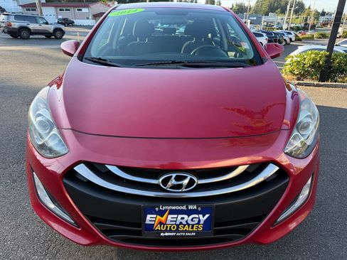 Used 2014 Hyundai Elantra GT FWD image 2