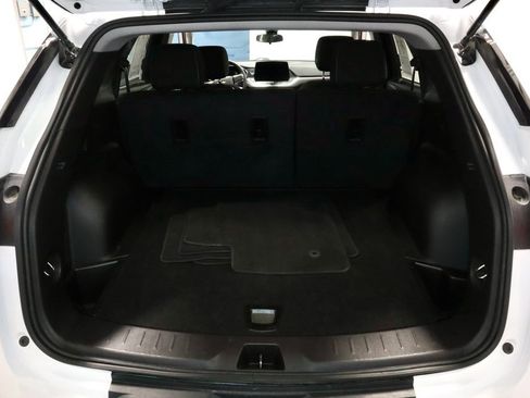 Used 2025 Chevrolet Blazer LT AWD/4WD image 14