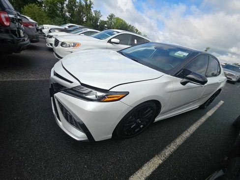 Used 2021 Toyota Camry XSE FWD image 1