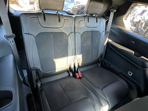 Used 2025 Jeep Grand Cherokee L Altitude image 22