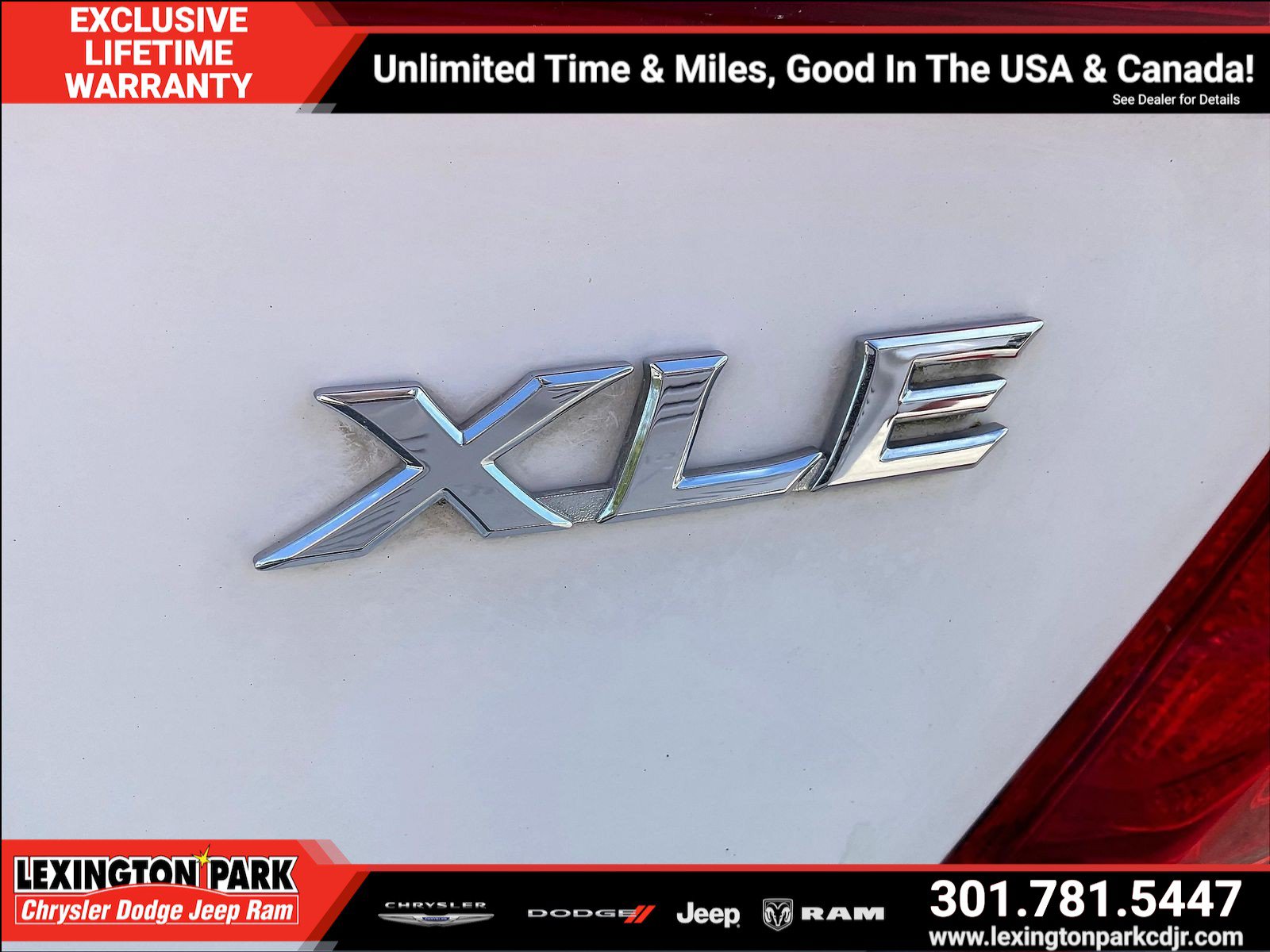 Used 2012 Toyota Camry XLE w/ Leather Pkg FWD image 24