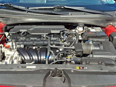 Certified 2024 Hyundai Elantra Limited FWD image 29