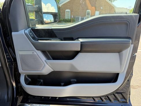 Used 2023 Ford F250 XLT w/ XLT Premium Package image 22