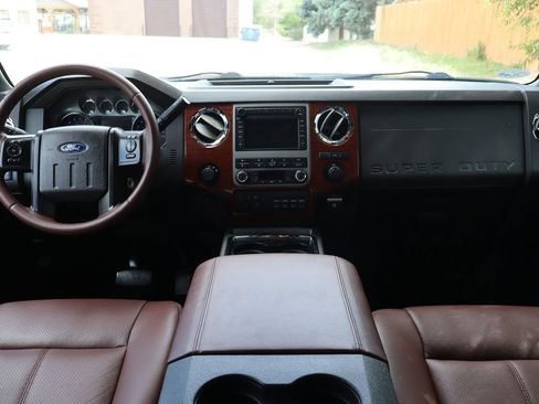 Used 2012 Ford F450 King Ranch w/ King Ranch w/Chrome Pkg AWD/4WD image 16