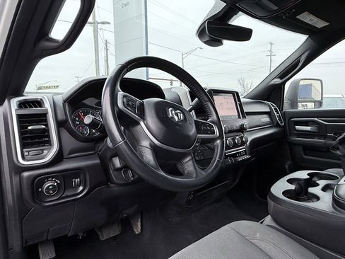 Used 2024 RAM 2500 Big Horn w/ Off Road Package image 10