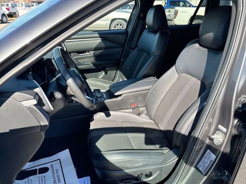 Used 2024 MAZDA CX-50 AWD 2.5 S w/ Weather Package image 17