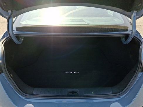 Used 2024 Nissan Sentra SR FWD image 29