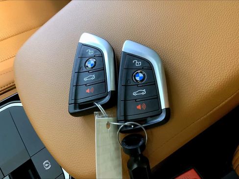 Used 2023 BMW X3 xDrive30i w/ Premium Package AWD/4WD image 14