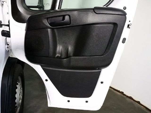Used 2025 RAM ProMaster 2500 w/ U-Haul Equipment Group FWD image 27
