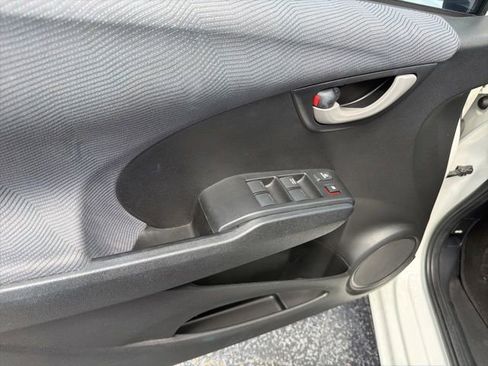 Used 2011 Honda Fit image 14