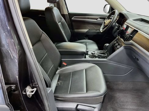 Used 2023 Volkswagen Atlas SE w/ Panoramic Sunroof Package AWD/4WD image 29