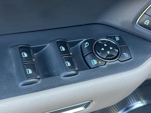 Used 2024 Ford Expedition Limited image 26