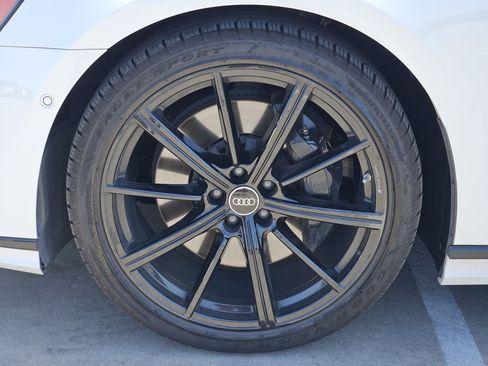 Used 2024 Audi A8 L 3.0T AWD/4WD image 14