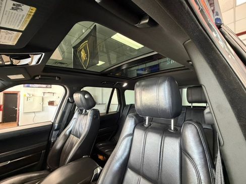 Used 2017 Land Rover Range Rover Supercharged AWD/4WD image 28
