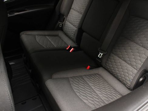 Used 2020 Chevrolet Equinox LT w/ LPO, Floor Liner Package AWD/4WD image 19