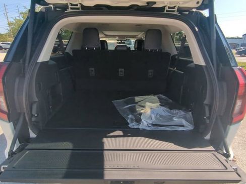 New 2026 Ford Expedition Max Platinum AWD/4WD image 14