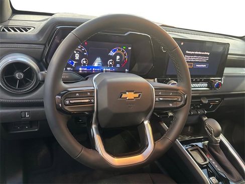 New 2026 Chevrolet Colorado LT image 12