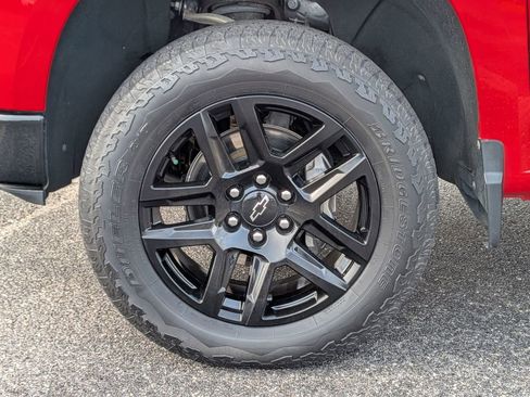 Used 2022 Chevrolet Silverado 1500 LT Trail Boss w/ LT Trail Boss Premium Package image 31