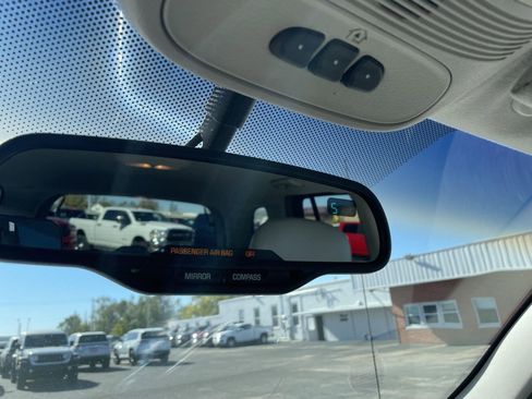 Used 2006 Buick Rainier CXL image 15