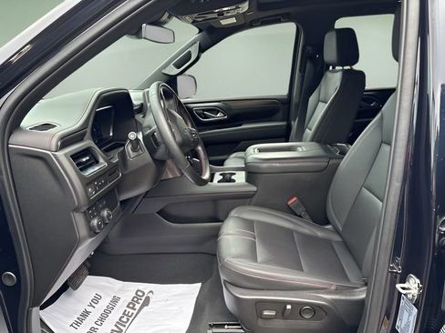 Used 2024 Chevrolet Tahoe RST w/ Sport Performance Package image 3