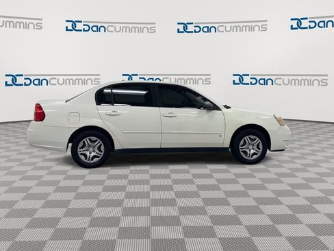 Used 2007 Chevrolet Malibu LS w/ Enhanced Safety Package FWD image 9