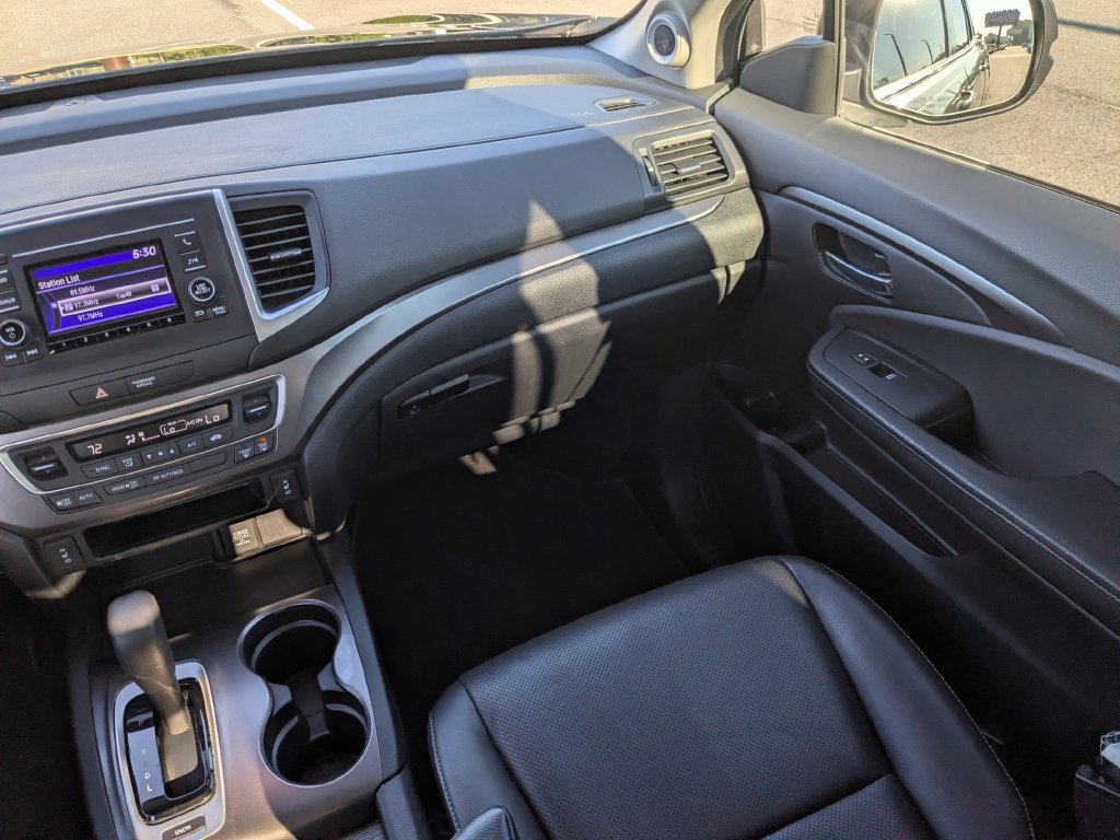 Used 2017 Honda Ridgeline RTL image 15