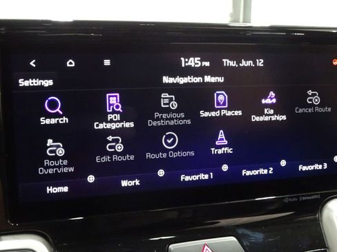 Used 2022 Kia Sorento EX w/ Panoramic Sunroof Package image 38