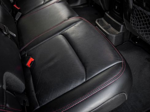 Used 2021 Jeep Wrangler Unlimited Rubicon AWD/4WD image 42