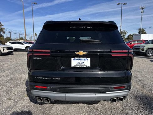 New 2026 Chevrolet Traverse LT w/ Driver Confidence Package image 6