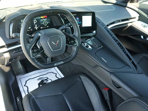 Used 2025 Chevrolet Corvette Z06 image 28