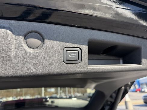 Certified 2022 Chevrolet Equinox LT image 25