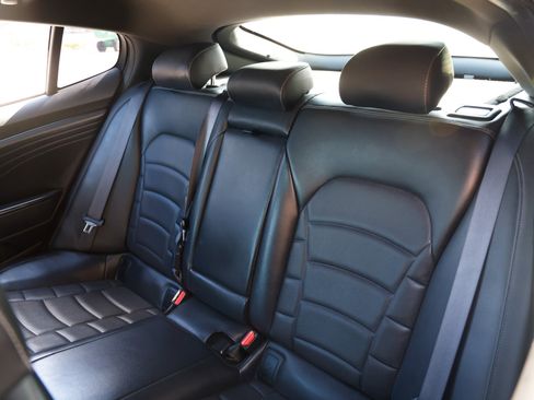 Used 2022 Kia Stinger GT2 image 11