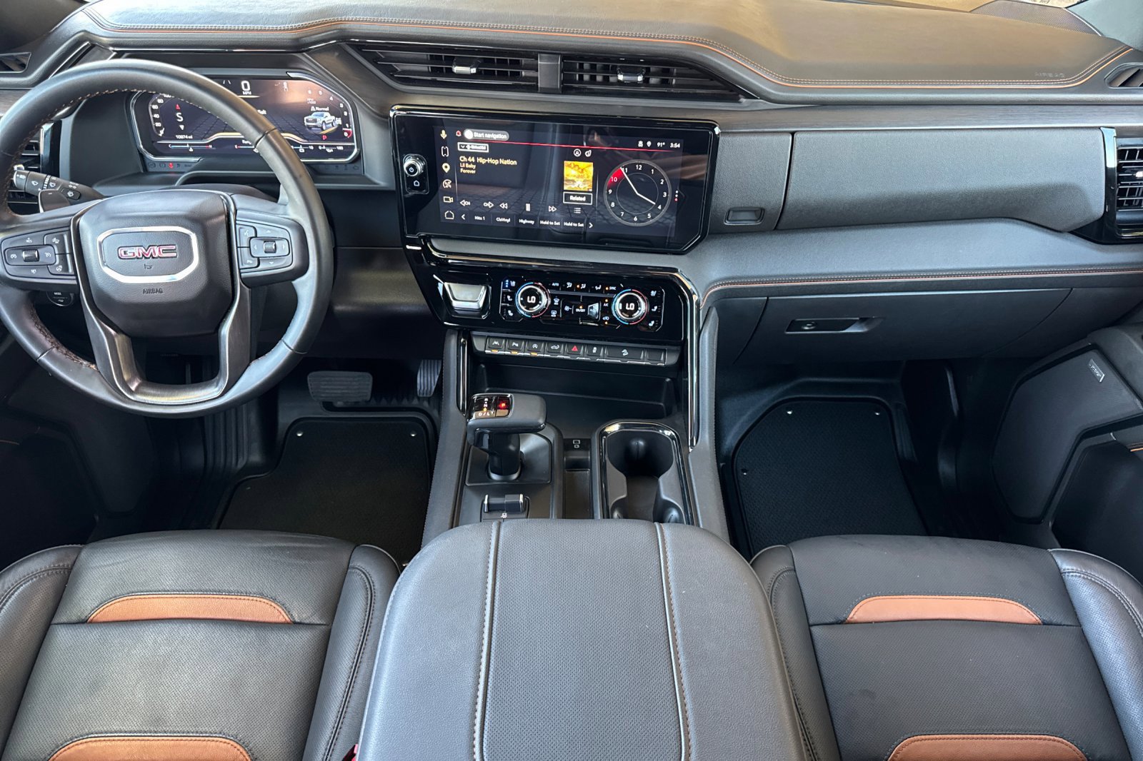 Certified 2024 GMC Sierra 1500 AT4 w/ Technology Package AWD/4WD image 14