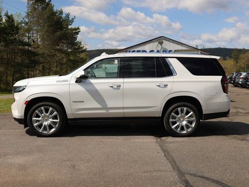 Used 2023 Chevrolet Tahoe High Country w/ Premium Package AWD/4WD image 6