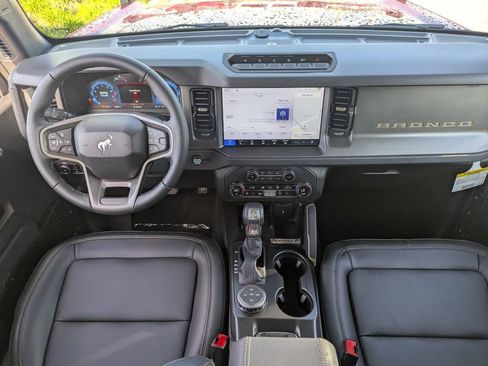 New 2026 Ford Bronco Badlands AWD/4WD image 14