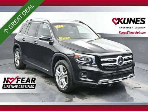 Used 2023 Mercedes-Benz GLB 250 4MATIC image 1