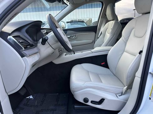 Used 2025 Volvo XC90 T8 Plus w/ Protection Package Premier image 20