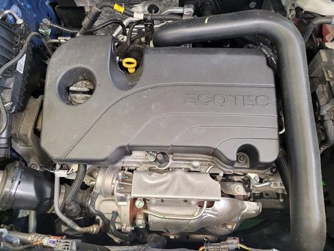 Used 2024 Chevrolet Equinox LT FWD image 30