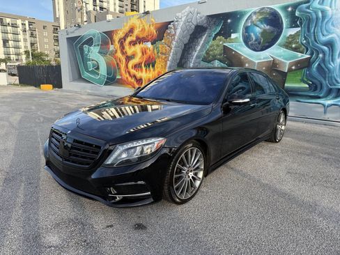 Used 2017 Mercedes-Benz S 550 Sedan image 1