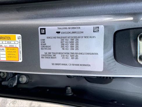 Used 2021 GMC Yukon Denali w/ Denali Premium Package image 31