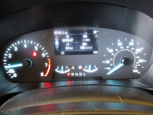 Certified 2021 Ford Escape SE image 17