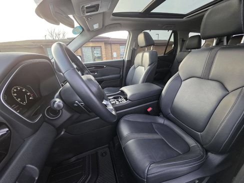 Used 2024 Honda Pilot Touring image 12