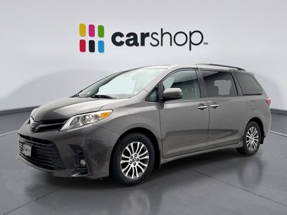 Used 2018 Toyota Sienna XLE