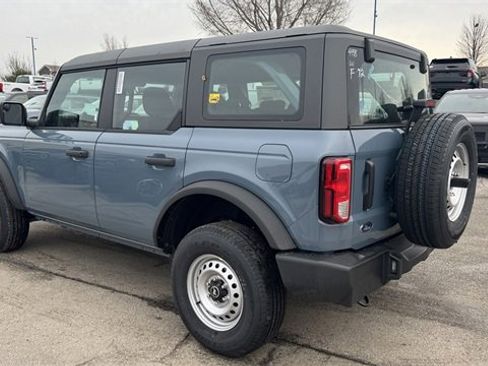 New 2025 Ford Bronco Base image 7