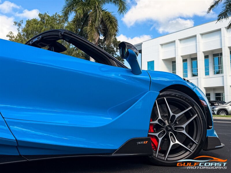 Used 2022 McLaren 765LT RWD image 63