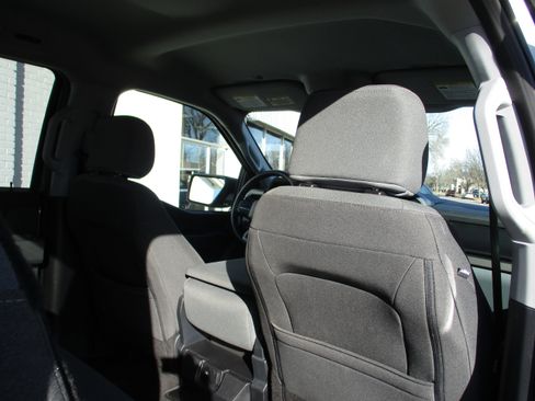 Used 2025 Ford F150 XLT w/ Equipment Group 301A Standard image 24