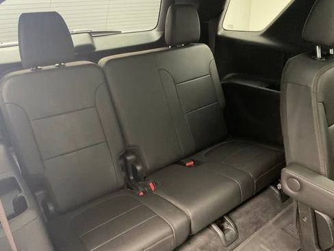 Used 2023 Chevrolet Traverse High Country w/ LPO, Floor Liner Package AWD/4WD image 32