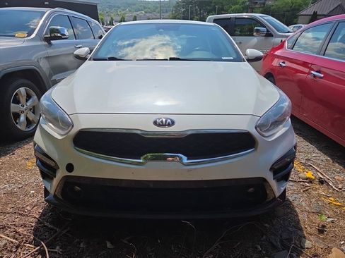 Used 2021 Kia Forte EX FWD image 2
