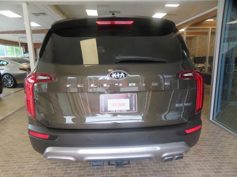 Used 2020 Kia Telluride SX FWD image 5