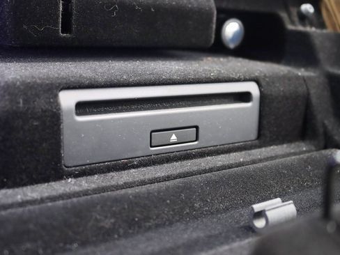 Used 2018 Land Rover Range Rover Long Wheelbase Supercharged image 26